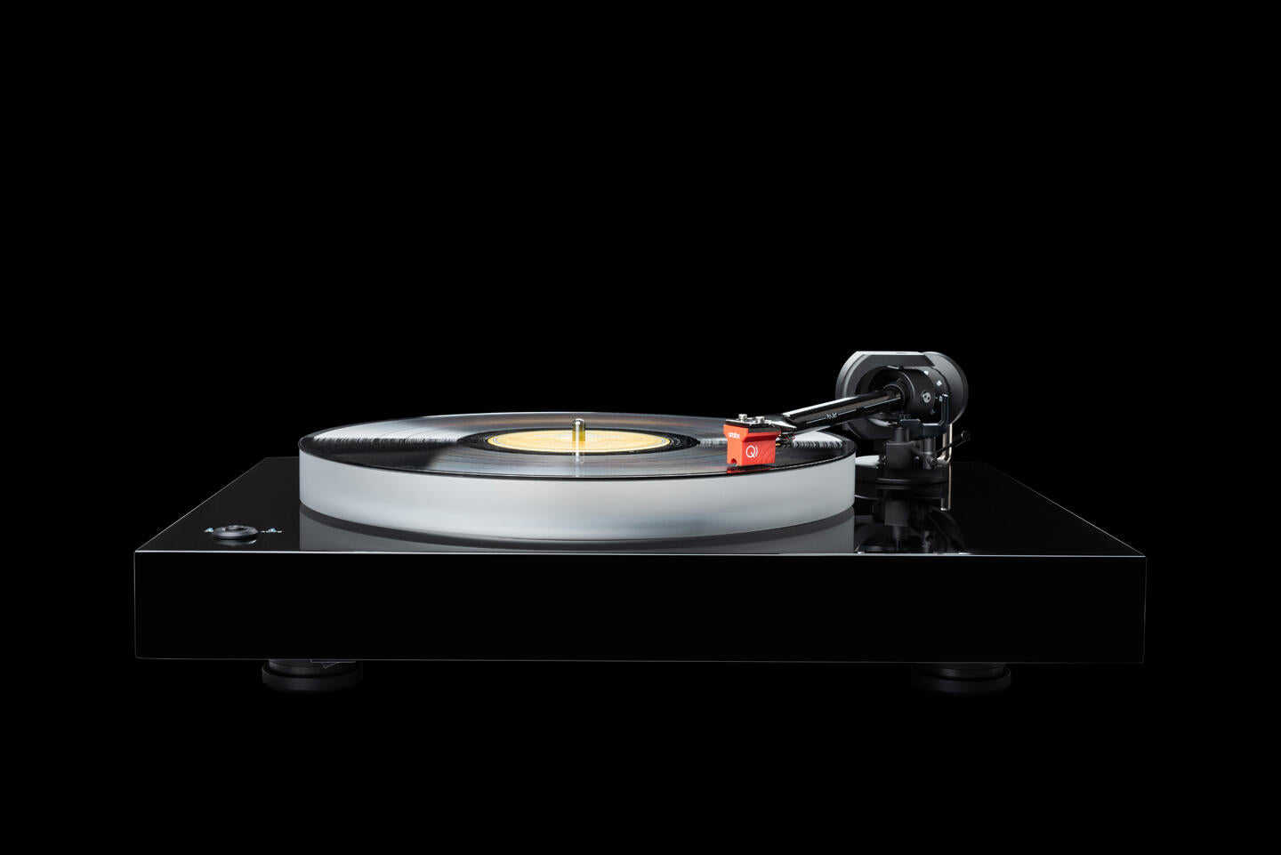 Pro-Ject X2 B balansert platespiller med Ortofon Quintet Red MC pickup