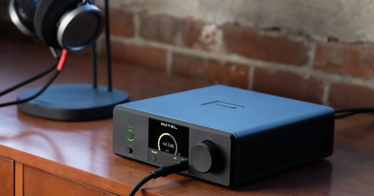 Rotel DX-3 Fullbalansert hodetelefonforsterker/Preamp med DAC