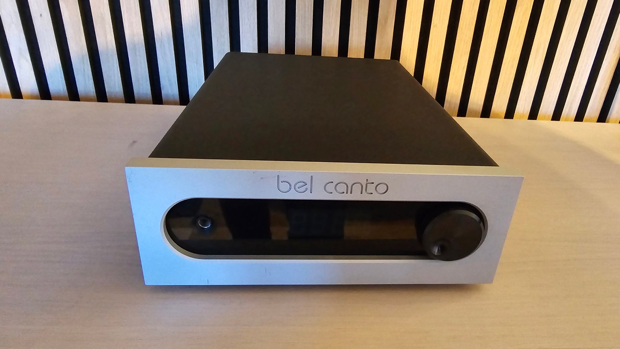 Bel Canto C5i Integrert forsterker med Phono og DAC 2x60w (innbytte)