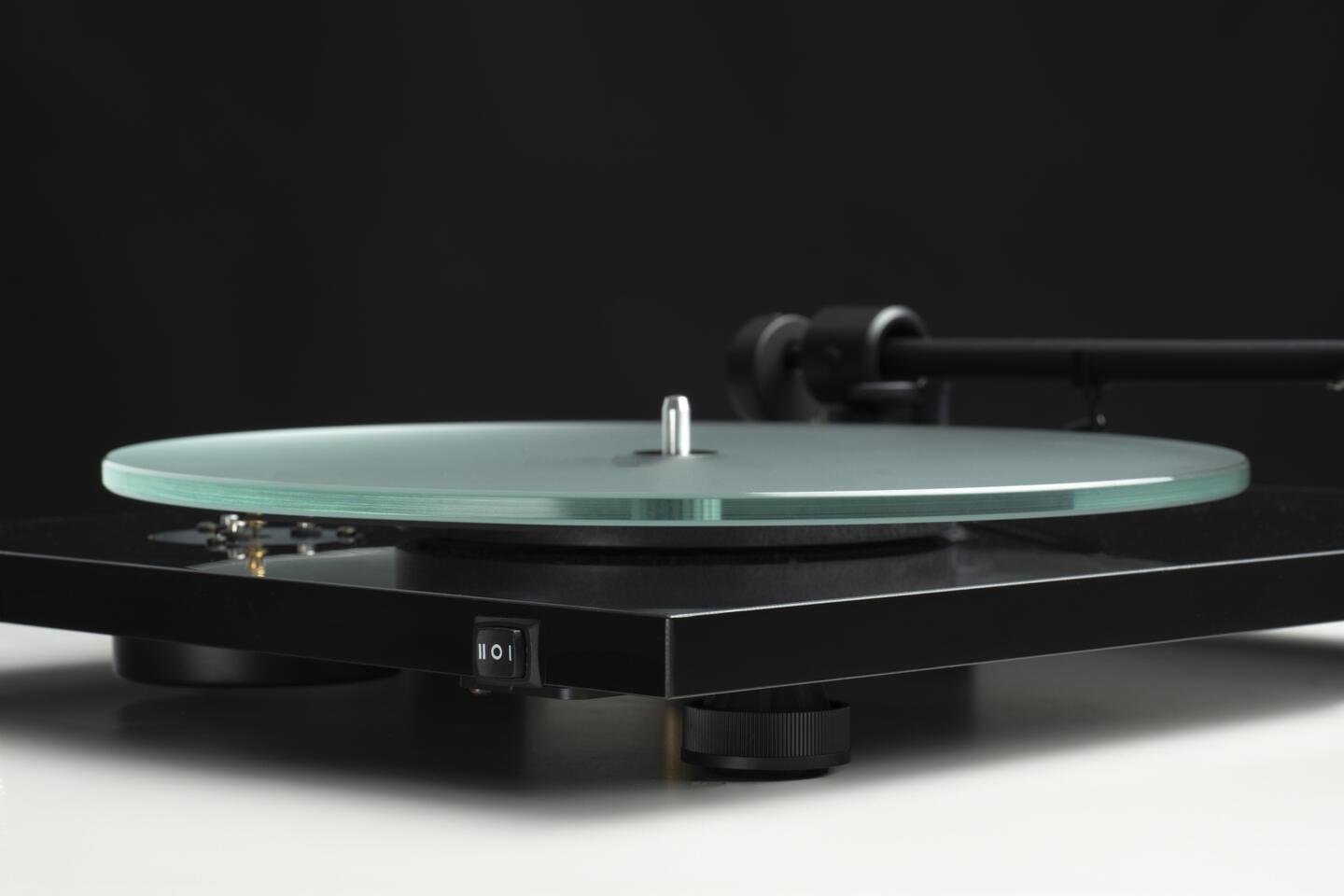Pro-Ject T1 EVO Phono Platespiller med innebygget RiAA